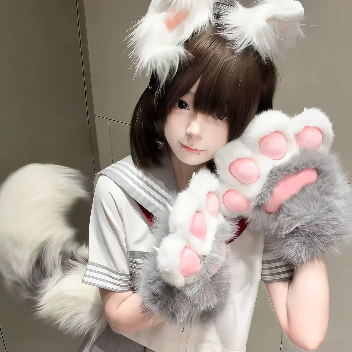 Pro Moving Cat Tail | Remote-Control Cosplay Tail